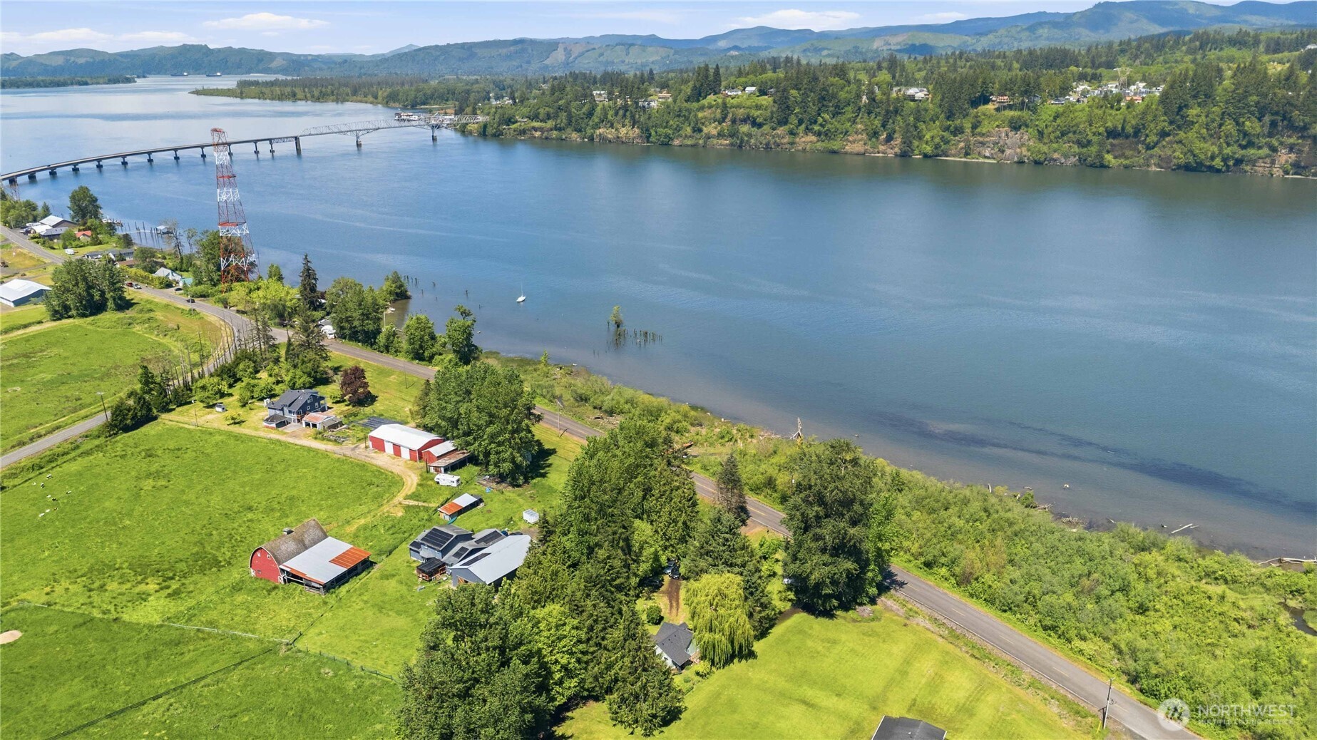36 E Little Island Road Cathlamet WA 98612