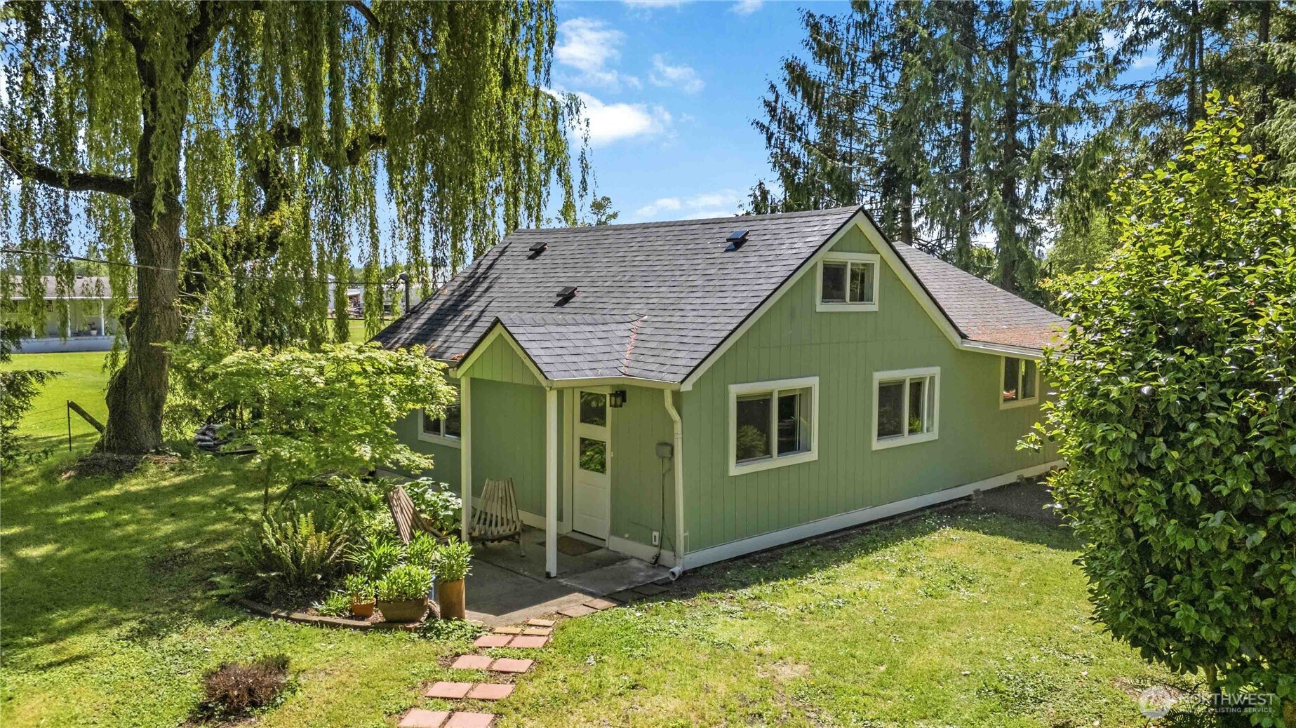 36 E Little Island Road Cathlamet WA 98612