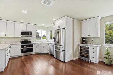 1521 Bertha Avenue NW Bremerton WA 98312
