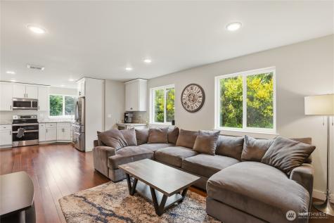 1521 Bertha Avenue NW Bremerton WA 98312