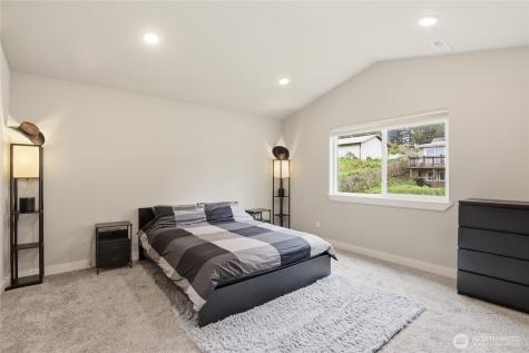 1521 Bertha Avenue NW Bremerton WA 98312