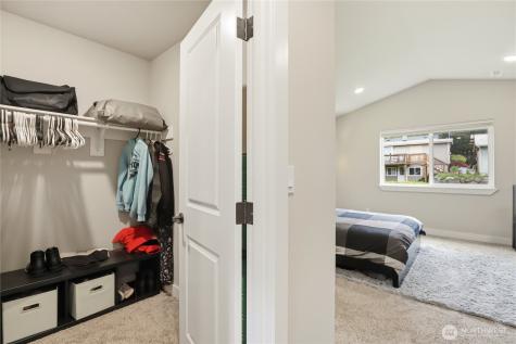 1521 Bertha Avenue NW Bremerton WA 98312