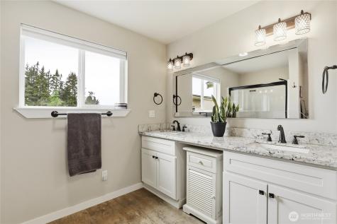 1521 Bertha Avenue NW Bremerton WA 98312
