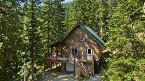 131 Rr Spurs Easton WA 98925