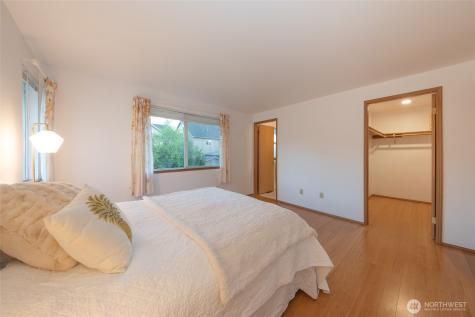 830 234th Street SE Bothell WA 98021
