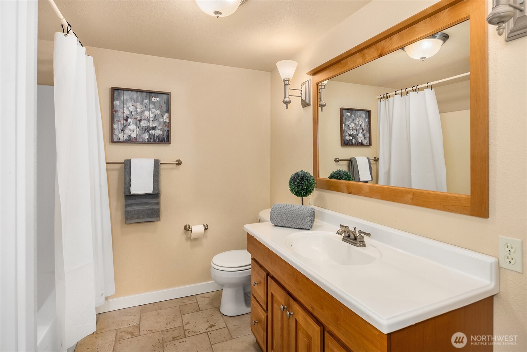 211 210th Avenue NE Sammamish WA 98074