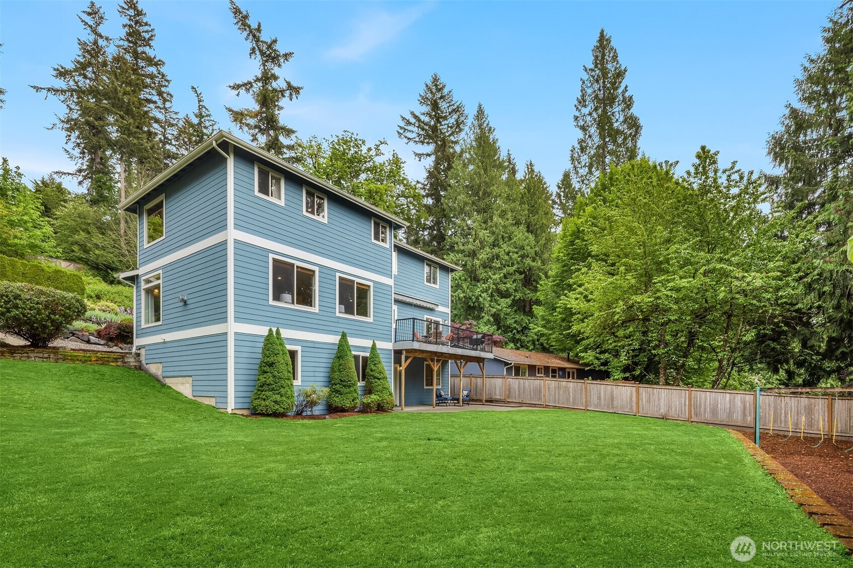 211 210th Avenue NE Sammamish WA 98074