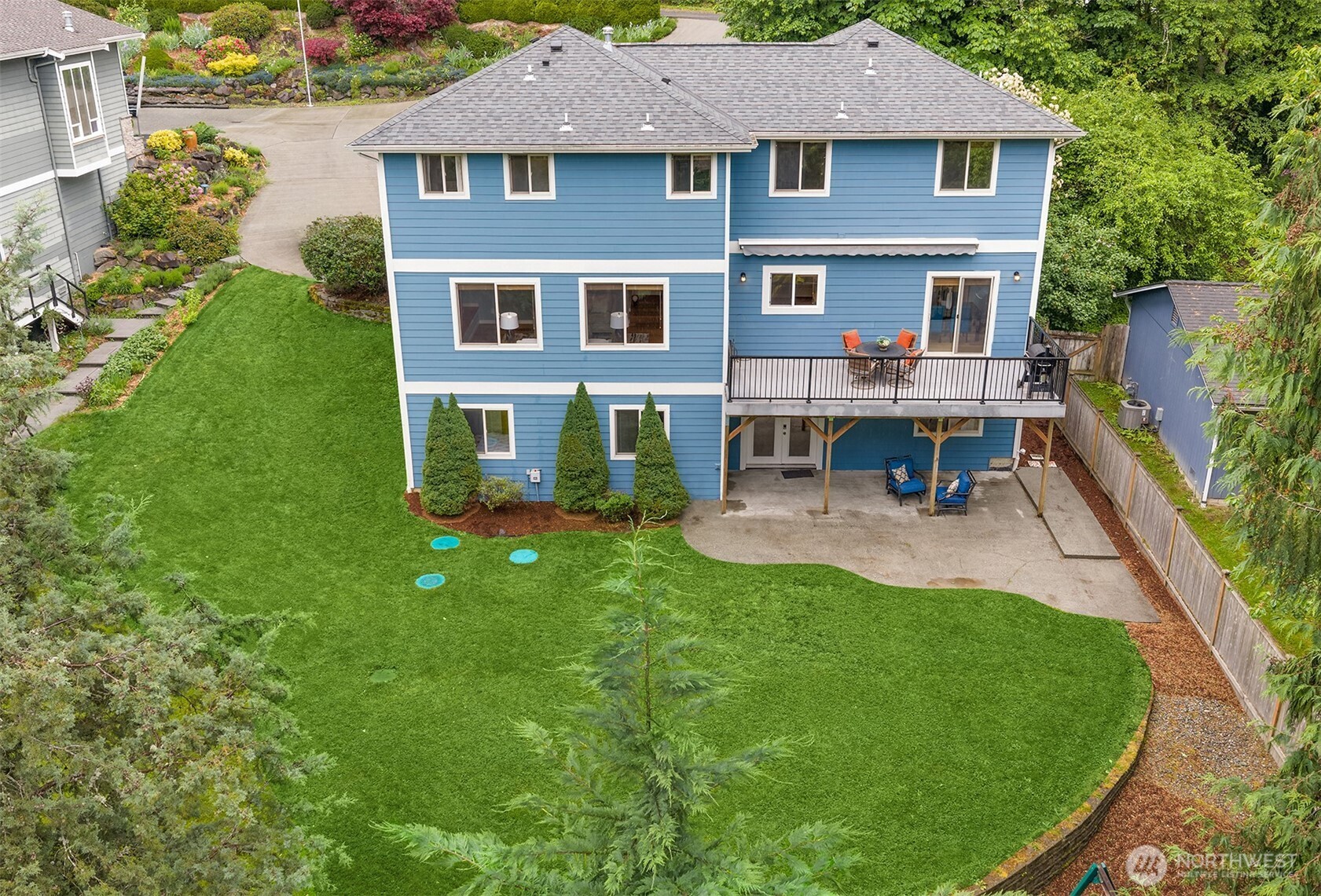 211 210th Avenue NE Sammamish WA 98074