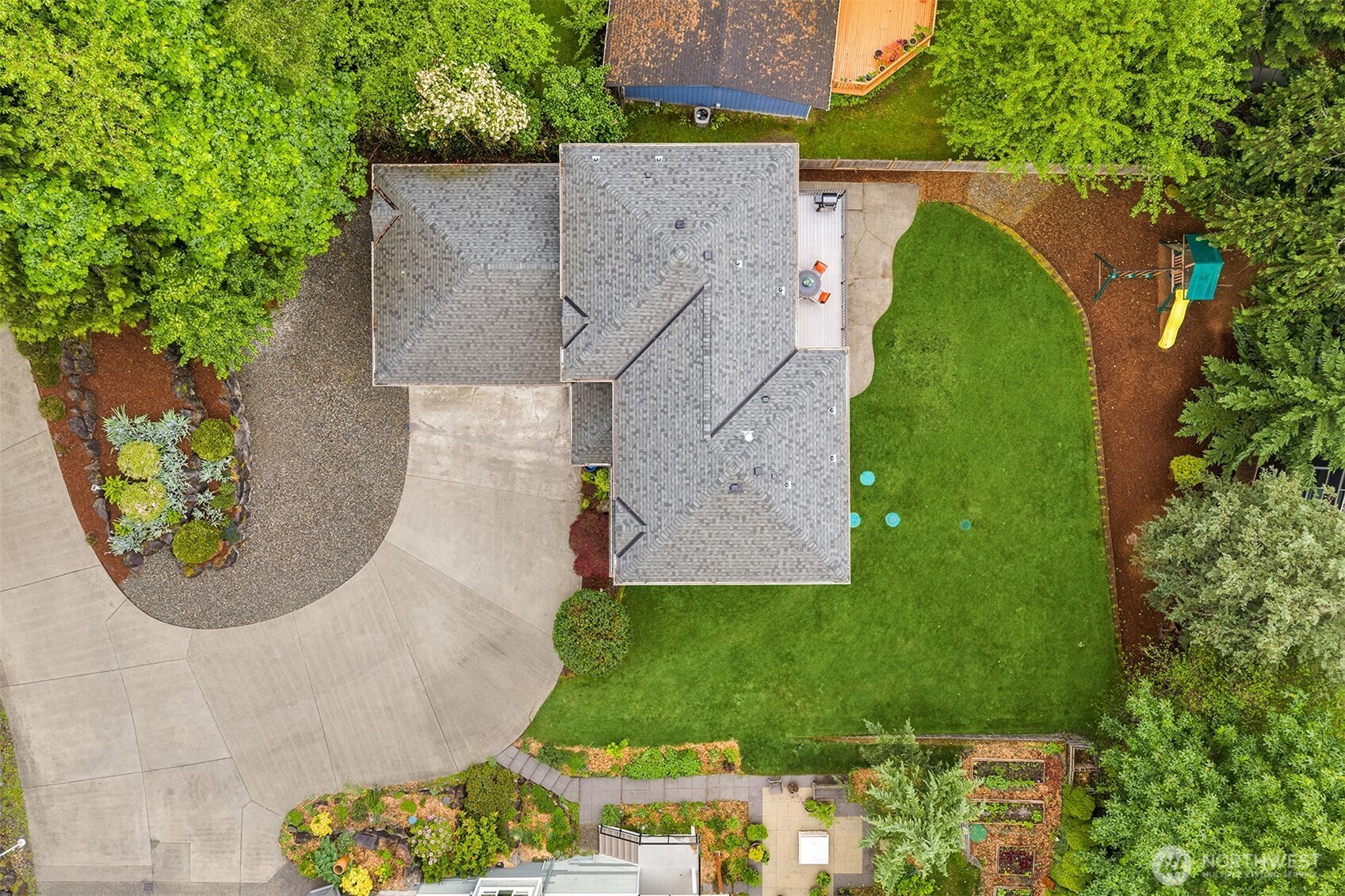 211 210th Avenue NE Sammamish WA 98074