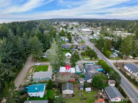 1408 250th Place Ocean Park WA 98640