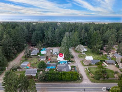 1408 250th Place Ocean Park WA 98640
