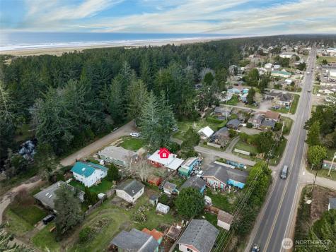 1408 250th Place Ocean Park WA 98640