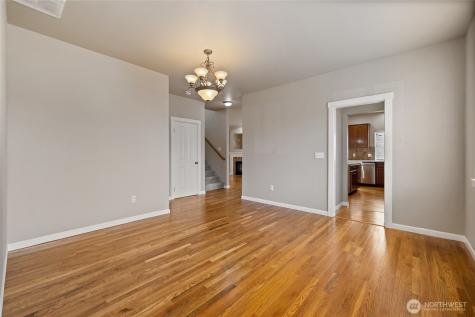 18623 111th Avenue E Puyallup WA 98374