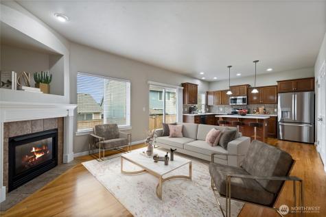18623 111th Avenue E Puyallup WA 98374