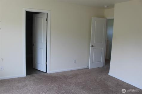 11948 64th Street E Puyallup WA 98372