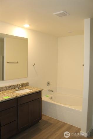 11948 64th Street E Puyallup WA 98372