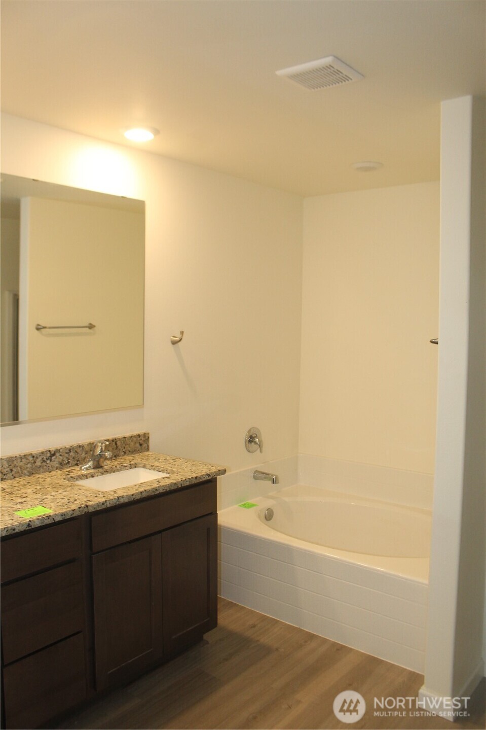 11948 64th Street E Puyallup WA 98372
