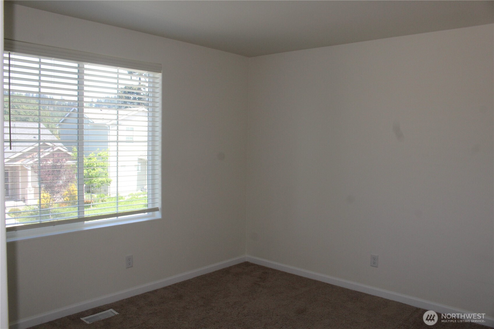 11948 64th Street E Puyallup WA 98372