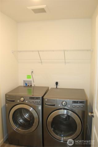 11948 64th Street E Puyallup WA 98372