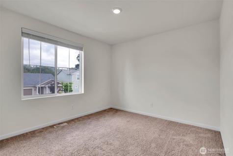 11948 64th Street E Puyallup WA 98372