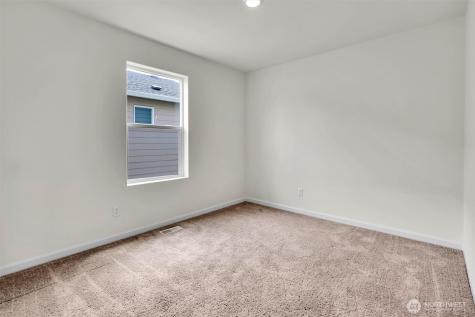 11948 64th Street E Puyallup WA 98372
