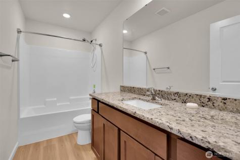 11948 64th Street E Puyallup WA 98372