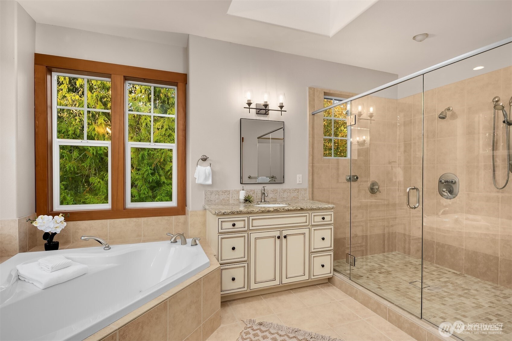 25935 SE 235th Way Maple Valley WA 98038