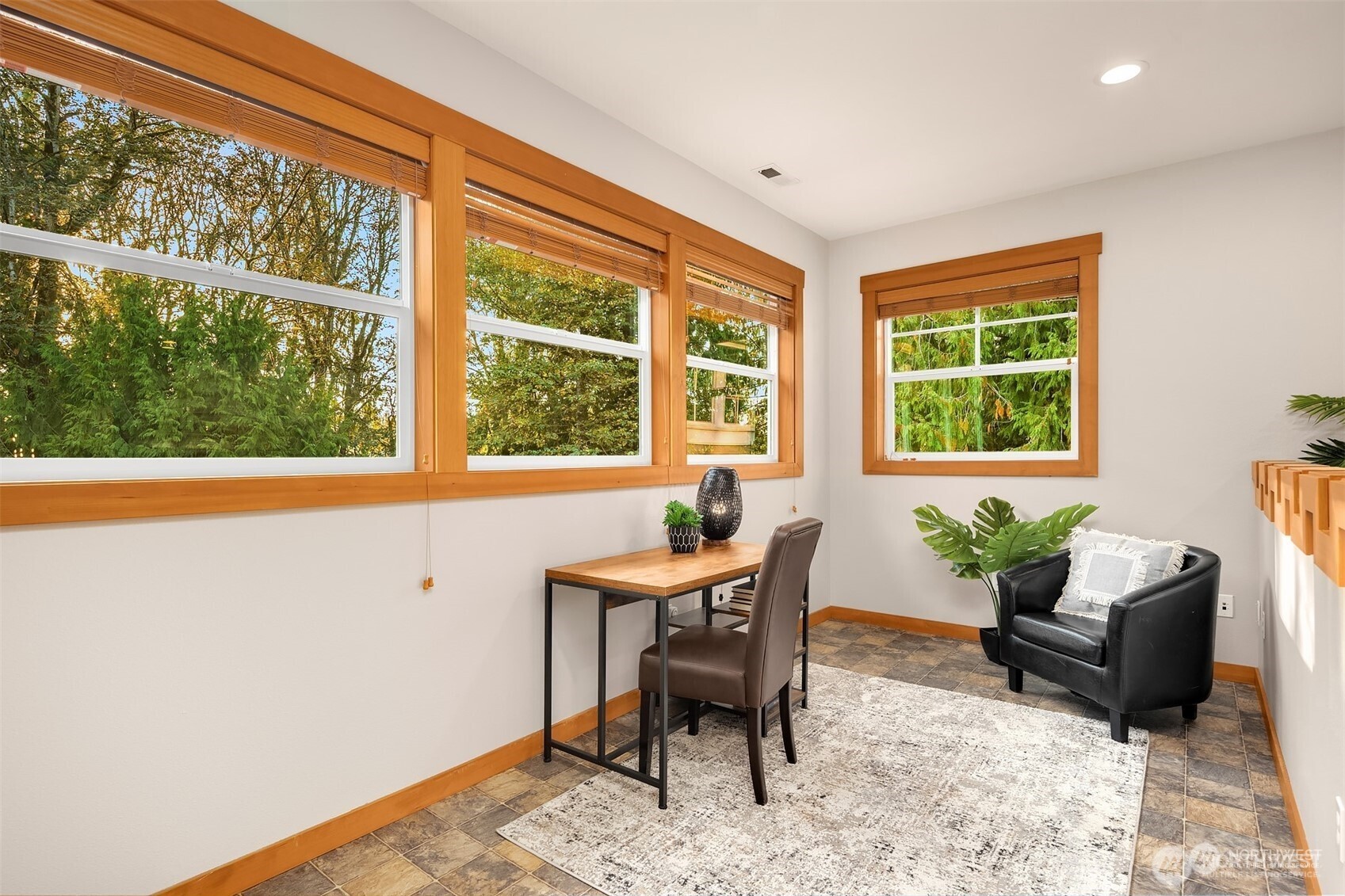 25935 SE 235th Way Maple Valley WA 98038