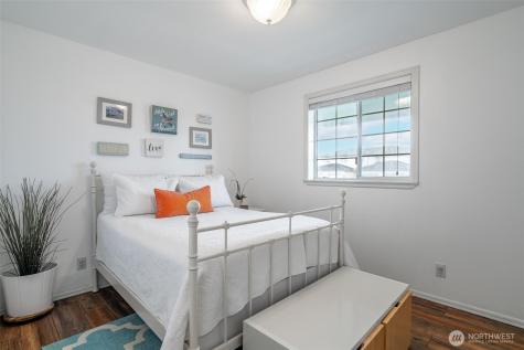 952 Wawona Avenue SE Ocean Shores WA 98569