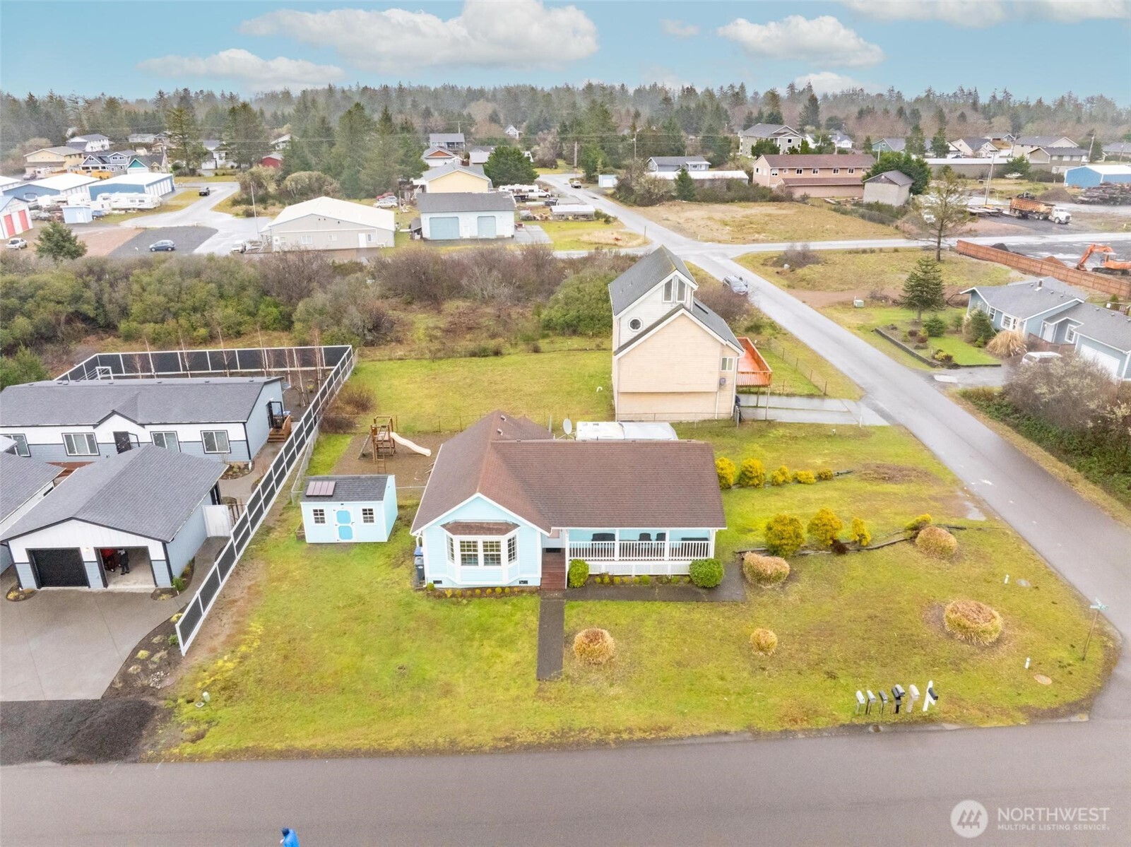 952 Wawona Avenue SE Ocean Shores WA 98569
