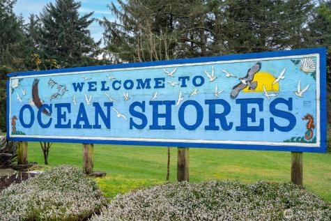 952 Wawona Avenue SE Ocean Shores WA 98569