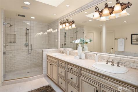 21712 NE 144th Place Woodinville WA 98077