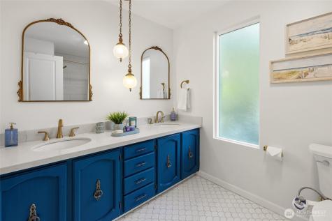 16704 188th Place NE Woodinville WA 98072