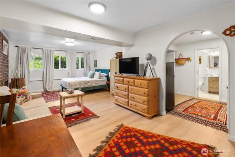 16704 188th Place NE Woodinville WA 98072