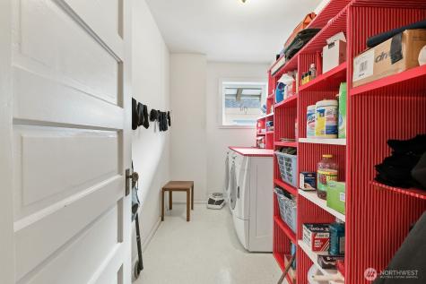 211 14th Avenue E Seattle WA 98112