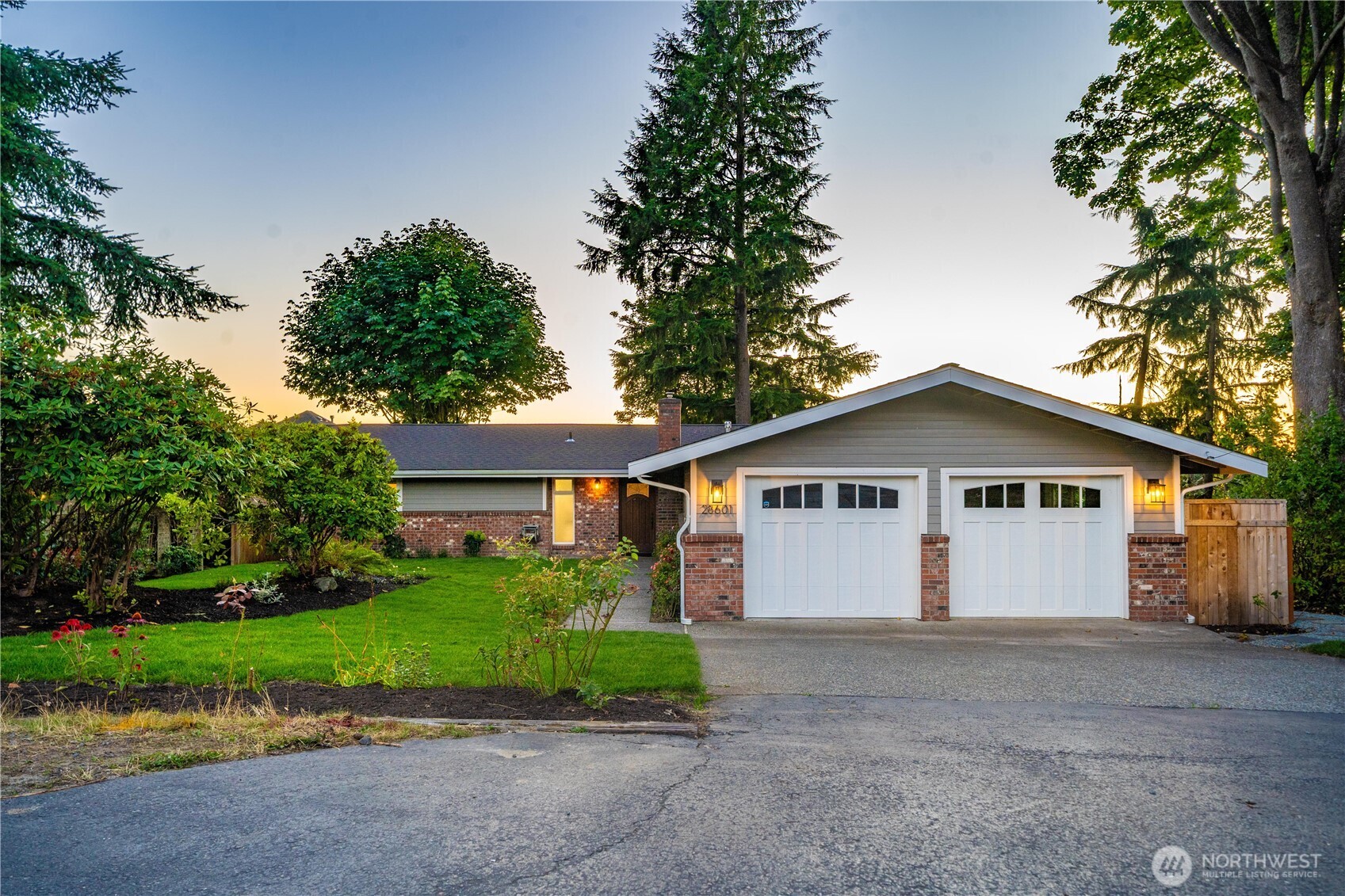 28601 13th Avenue S Federal Way WA 98003