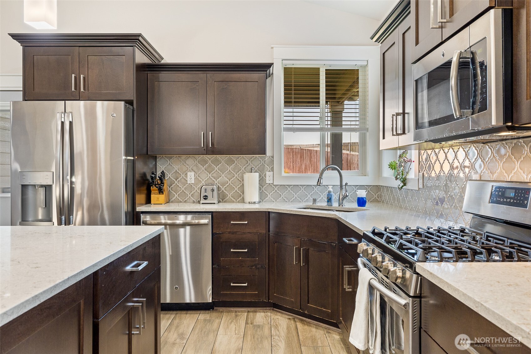 5997 W 41st Avenue Kennewick WA 99338