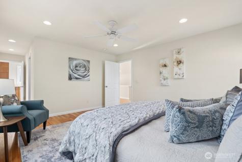 5720 59th Avenue NE Seattle WA 98105