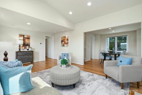5720 59th Avenue NE Seattle WA 98105