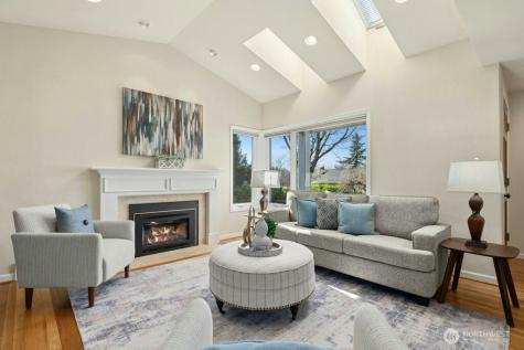 5720 59th Avenue NE Seattle WA 98105