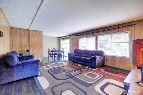 1332 192nd Street SE Bothell WA 98021