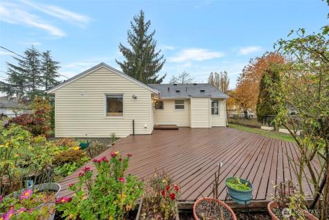 534 4TH Kent WA 98032
