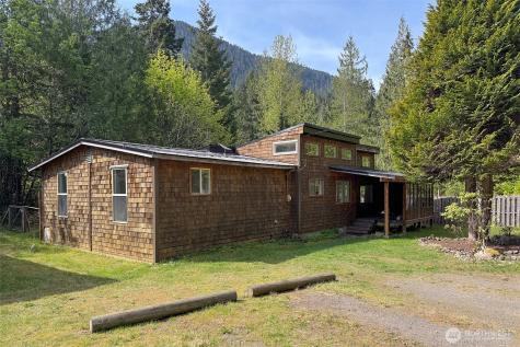 834 Little River Port Angeles WA 98363