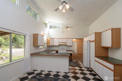 834 Little River Port Angeles WA 98363