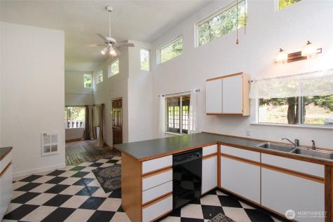 834 Little River Port Angeles WA 98363