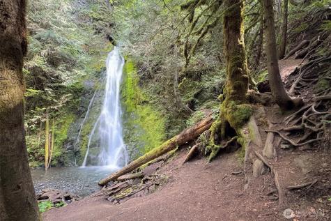 834 Little River Port Angeles WA 98363