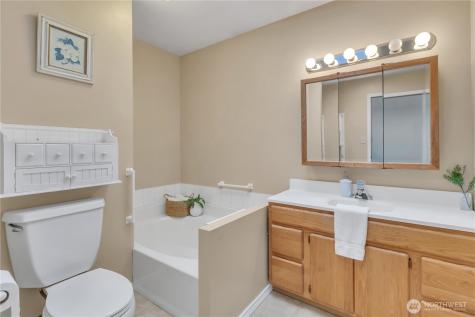 3596 E M Street Tacoma WA 98404