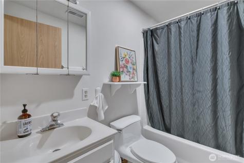3596 E M Street Tacoma WA 98404
