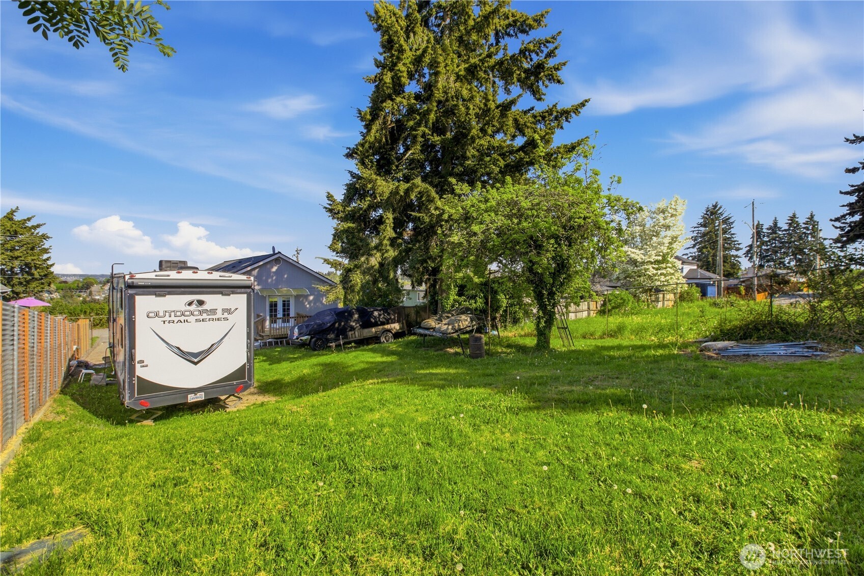3596 E M Street Tacoma WA 98404