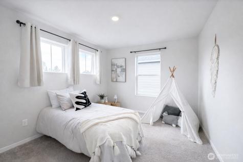 10623 SE 265th Place Kent WA 98030